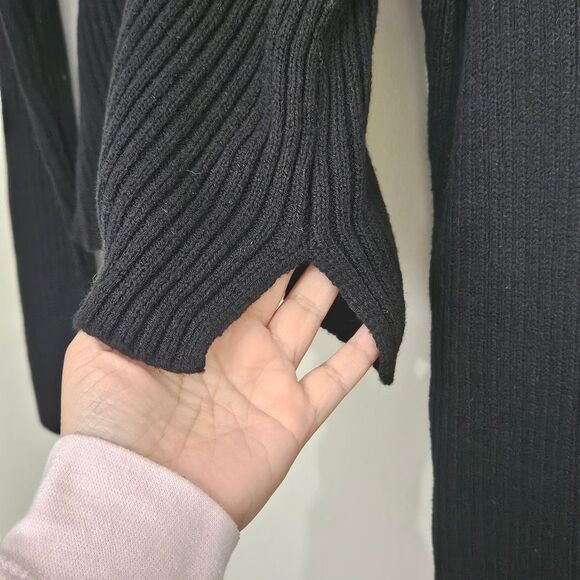Wild Fable Black V-Neck Knit Sweater Large - Picture 5 of 7
